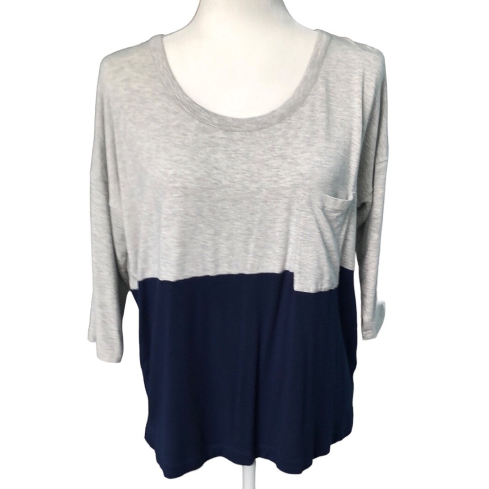 Club Monaco Colorblock Gray and Navy Blue Long Sleeve Top Size Small Oversized